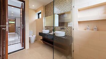 L'Esterel Villa - A Tropical Oasis