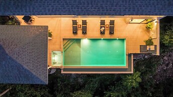 L'Esterel Villa - A Tropical Oasis