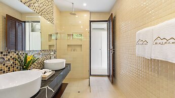 L'Esterel Villa - A Tropical Oasis