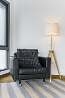 Designer Pool Villa in Ekkamai