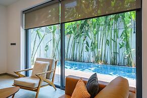 Designer Pool Villa in Ekkamai