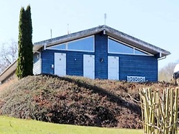 Cosy Holiday Home Near Seabeach