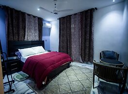 Luxury two Bedroom, Fully Furnished, Wifi and tv