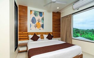 Hotel Kesarinandan Parkway