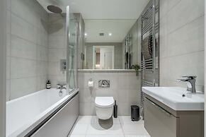 Modern 1 bed Apartment in Central Solihull