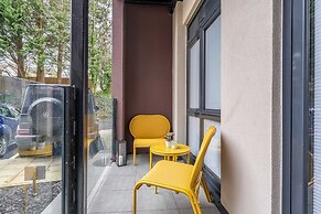 Modern 1 bed Apartment in Central Solihull