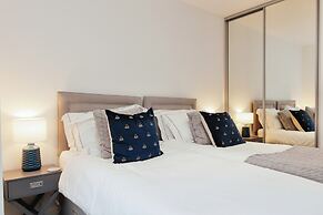 Solihull Modern Living - 1 Bed Apartment