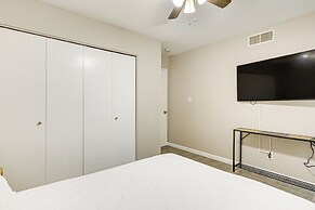 16 Mi to Dtwn Phoenix: Home w/ Patio & Fireplace!