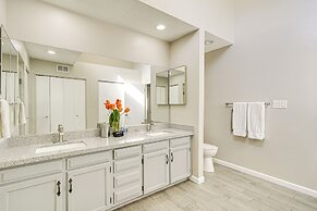 16 Mi to Dtwn Phoenix: Home w/ Patio & Fireplace!