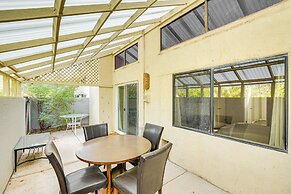 16 Mi to Dtwn Phoenix: Home w/ Patio & Fireplace!