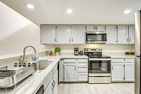 16 Mi to Dtwn Phoenix: Home w/ Patio & Fireplace!