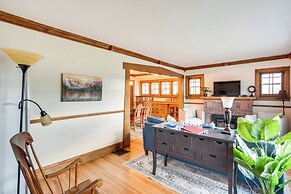 5 Mi to Mall of America: South Minneapolis Home