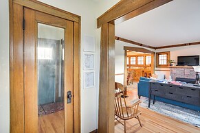 5 Mi to Mall of America: South Minneapolis Home