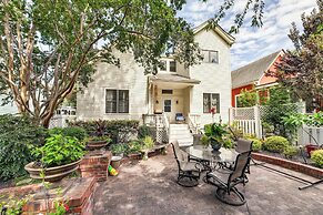 Walk to Top Attractions: Chic Home in Charlotte!