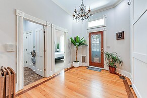 Walk to Top Attractions: Chic Home in Charlotte!