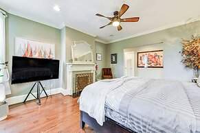 Walk to Top Attractions: Chic Home in Charlotte!