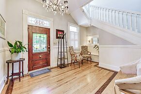 Walk to Top Attractions: Chic Home in Charlotte!
