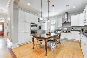 Walk to Top Attractions: Chic Home in Charlotte!