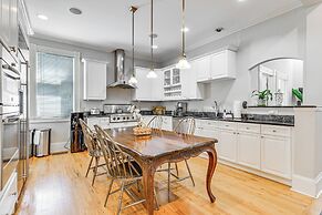 Walk to Top Attractions: Chic Home in Charlotte!