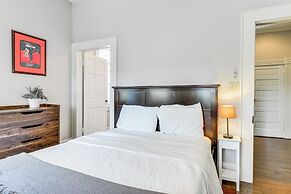 Walk to Top Attractions: Chic Home in Charlotte!