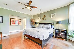 Walk to Top Attractions: Chic Home in Charlotte!