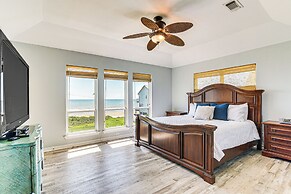 Walk to Beach: Home w/ 2 Decks in Galveston!