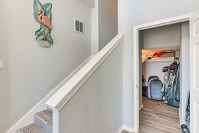 Walk to Beach: Home w/ 2 Decks in Galveston!