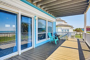 Walk to Beach: Home w/ 2 Decks in Galveston!