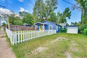 Walk to Dtwn Branson: Pet-friendly Home!