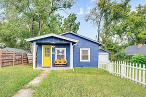 Walk to Dtwn Branson: Pet-friendly Home!