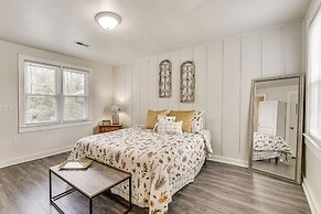 Walk to Dtwn Branson: Pet-friendly Home!