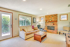 4 Mi to University of Oregon: Bright Eugene Home!