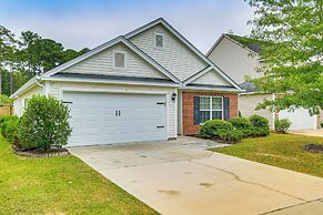 Pet-friendly Home w/ Yard & Fireplace in Lexington