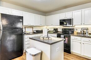 Pet-friendly Home w/ Yard & Fireplace in Lexington