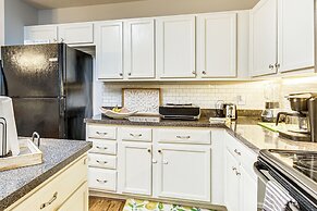 Pet-friendly Home w/ Yard & Fireplace in Lexington