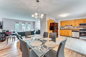 Family Home Close to Warwick, 5 Mi to Lake!