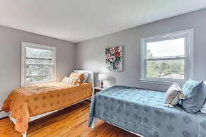 Family Home Close to Warwick, 5 Mi to Lake!