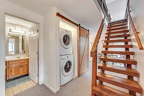 Bartlett Condo: 1 Mi to Attitash Mountain Resort!