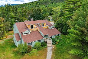Bartlett Condo: 1 Mi to Attitash Mountain Resort!