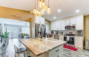 Home w/ Private Dock on Canal in Hernando Beach!