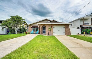 Home w/ Private Dock on Canal in Hernando Beach!