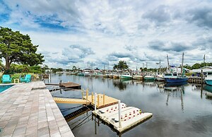 Home w/ Private Dock on Canal in Hernando Beach!