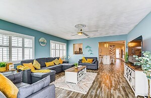 Home w/ Private Dock on Canal in Hernando Beach!