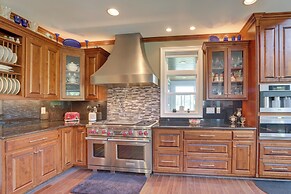 Fish, Swim & More: Lakefront Alabaster Home