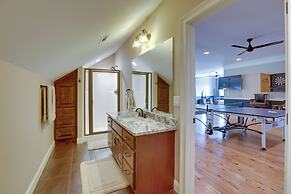 Fish, Swim & More: Lakefront Alabaster Home