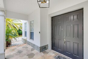 Home w/ Patio: Near Zoo Miami & Black Creek Canal!