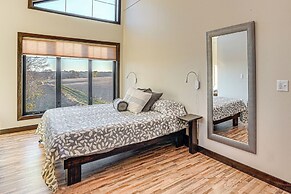 Iowa Family Home w/ Valley Views & Rooftop Deck