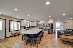 Iowa Family Home w/ Valley Views & Rooftop Deck
