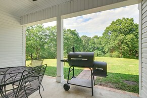~ 13 Mi to Ole Miss: Private Family-friendly Home!