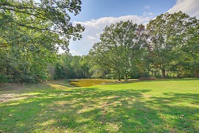 ~ 13 Mi to Ole Miss: Private Family-friendly Home!
